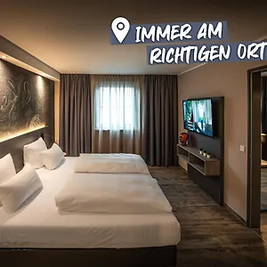 *** Otel Loginn Stuttgart Zuffenhausen Almanya