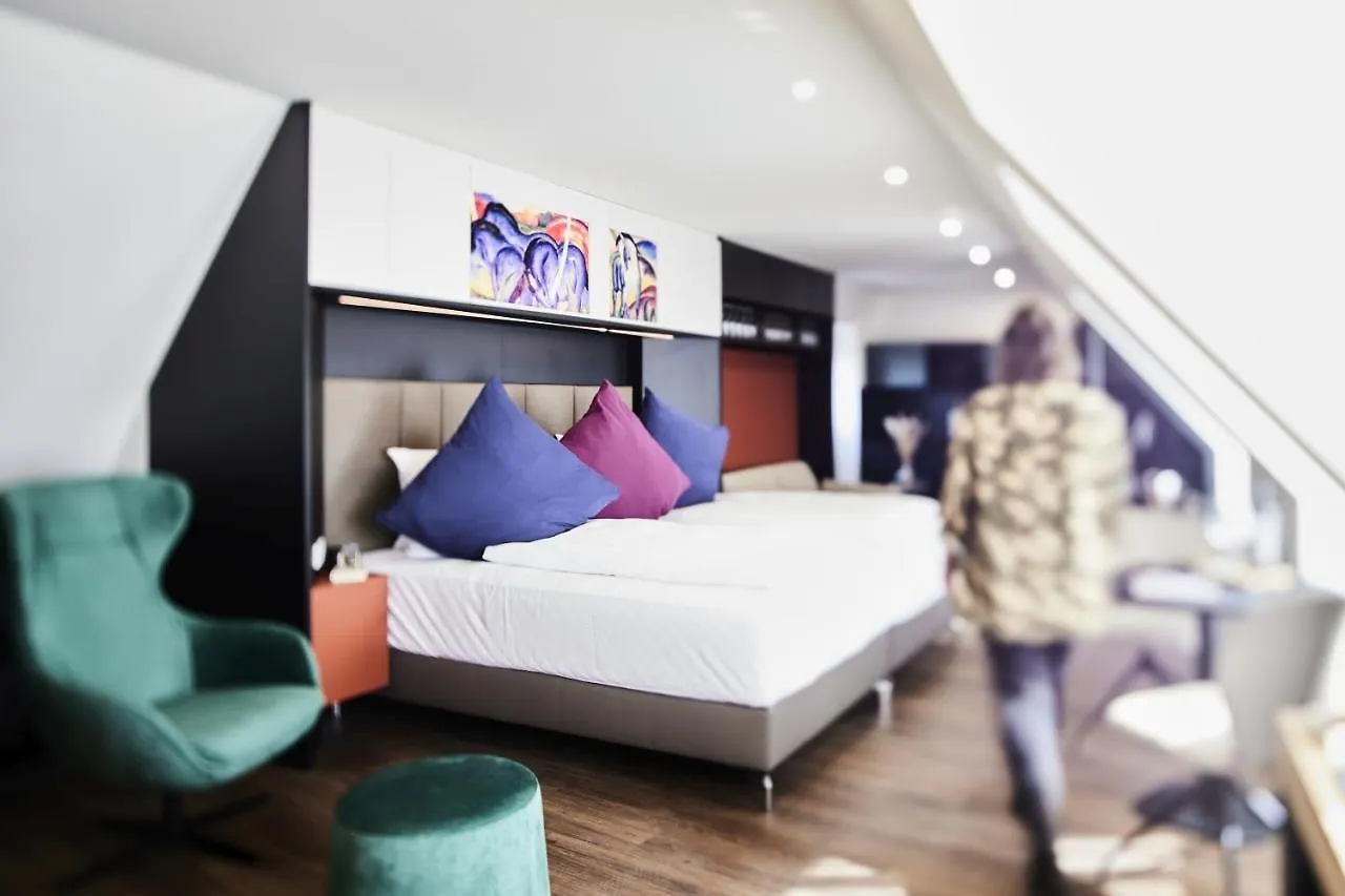 Design- Und Kunsthotel Muenchen 0*, München